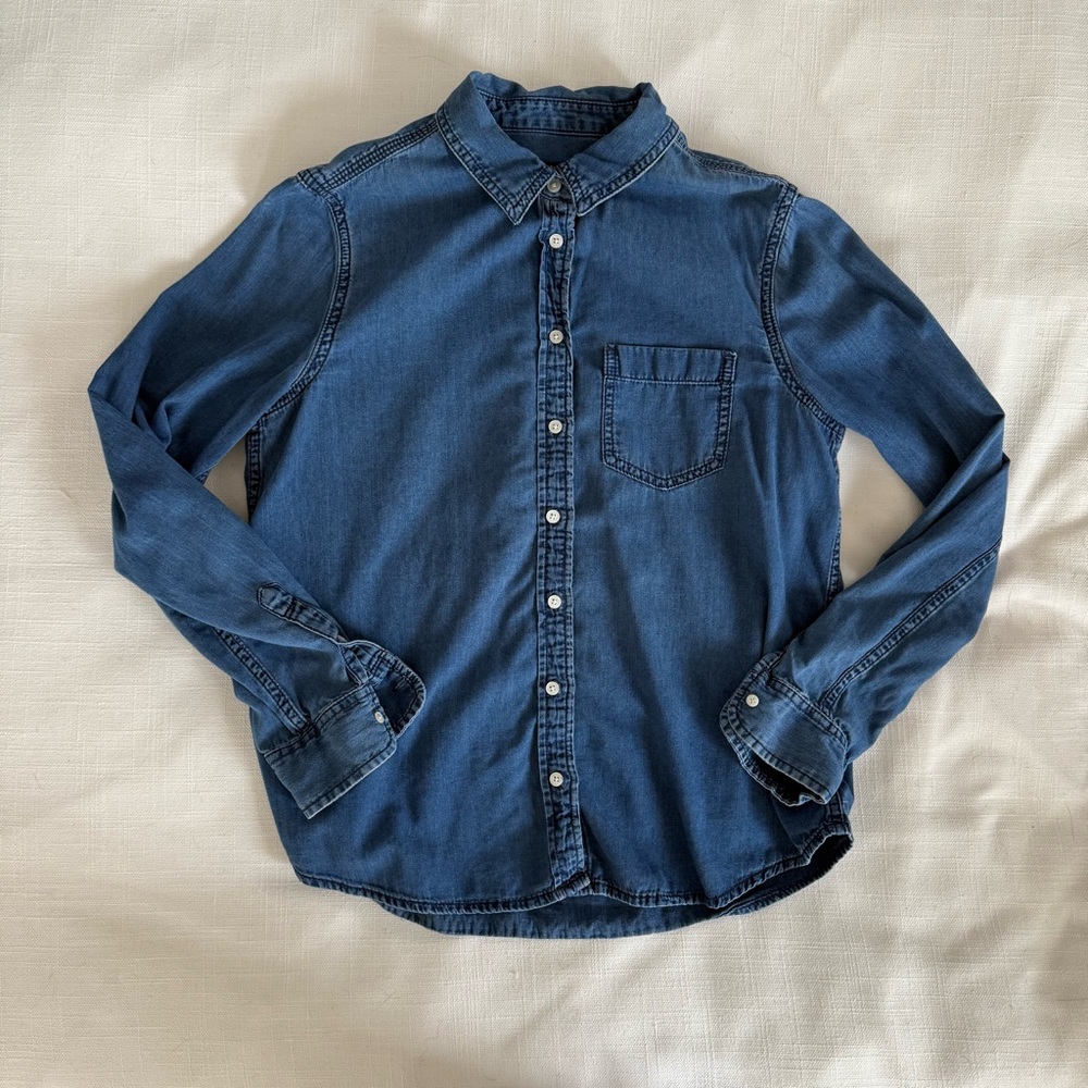 Banana Republic Quinn Boy Fit Denim Button Down Shirt